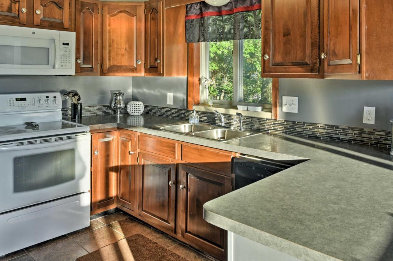East Tawas Apartment Near Lake Huron And Downtown! Exteriér fotografie